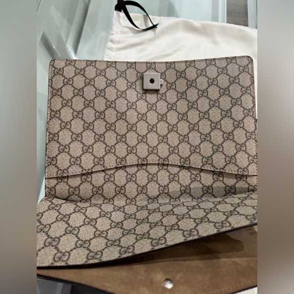 Gucci Beige and Brown Dionysus Medium GG Shoulder Bag - Picture 17 of 17